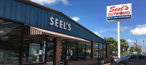 seels-outboard_west-ashley_storefront